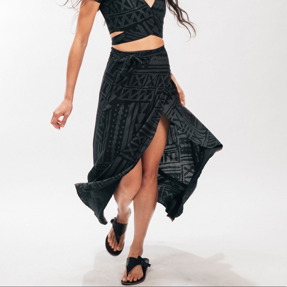 PEACE FITS Wrap Skirt